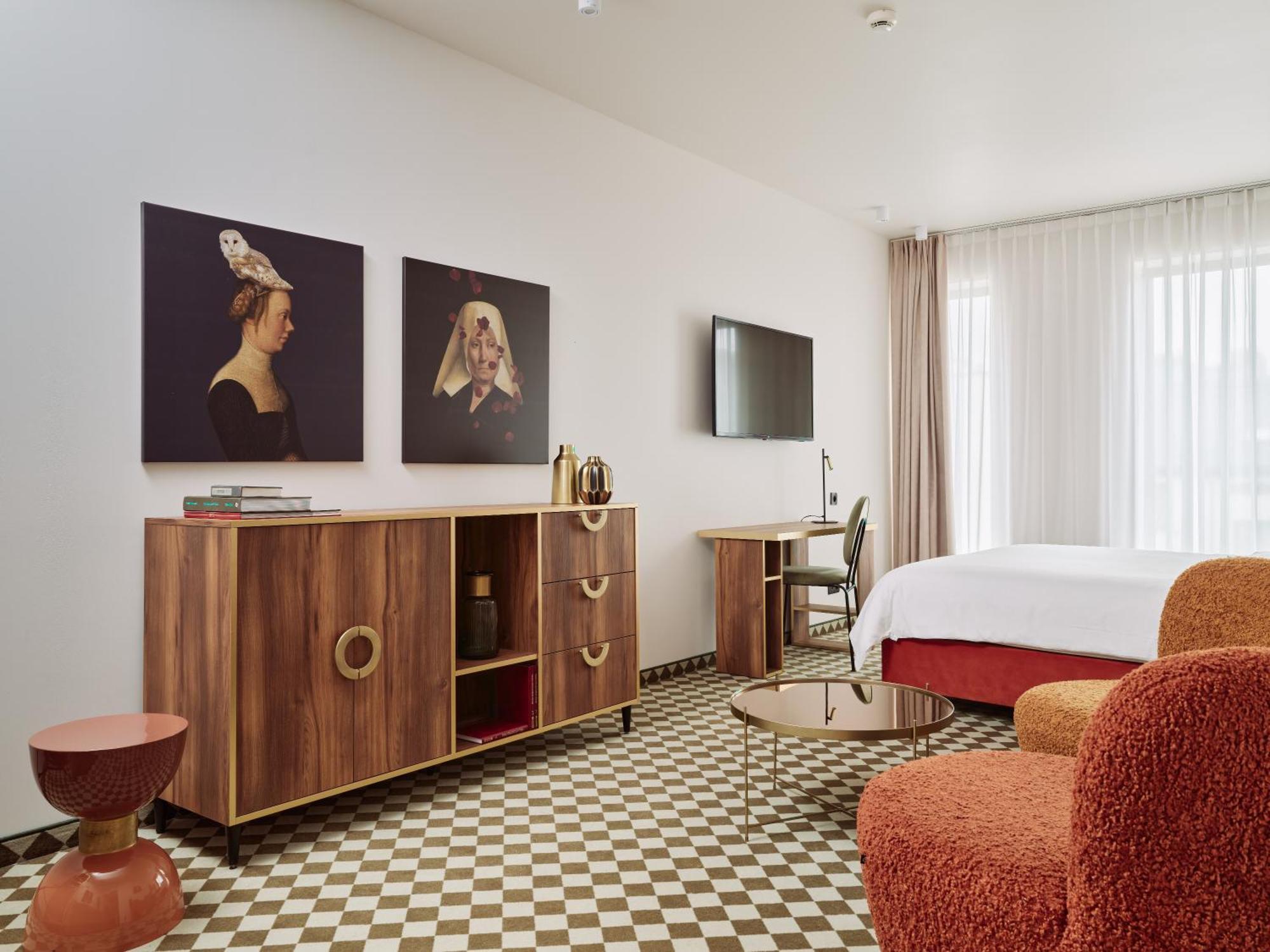 Hotel Pietryna Лодзь Экстерьер фото