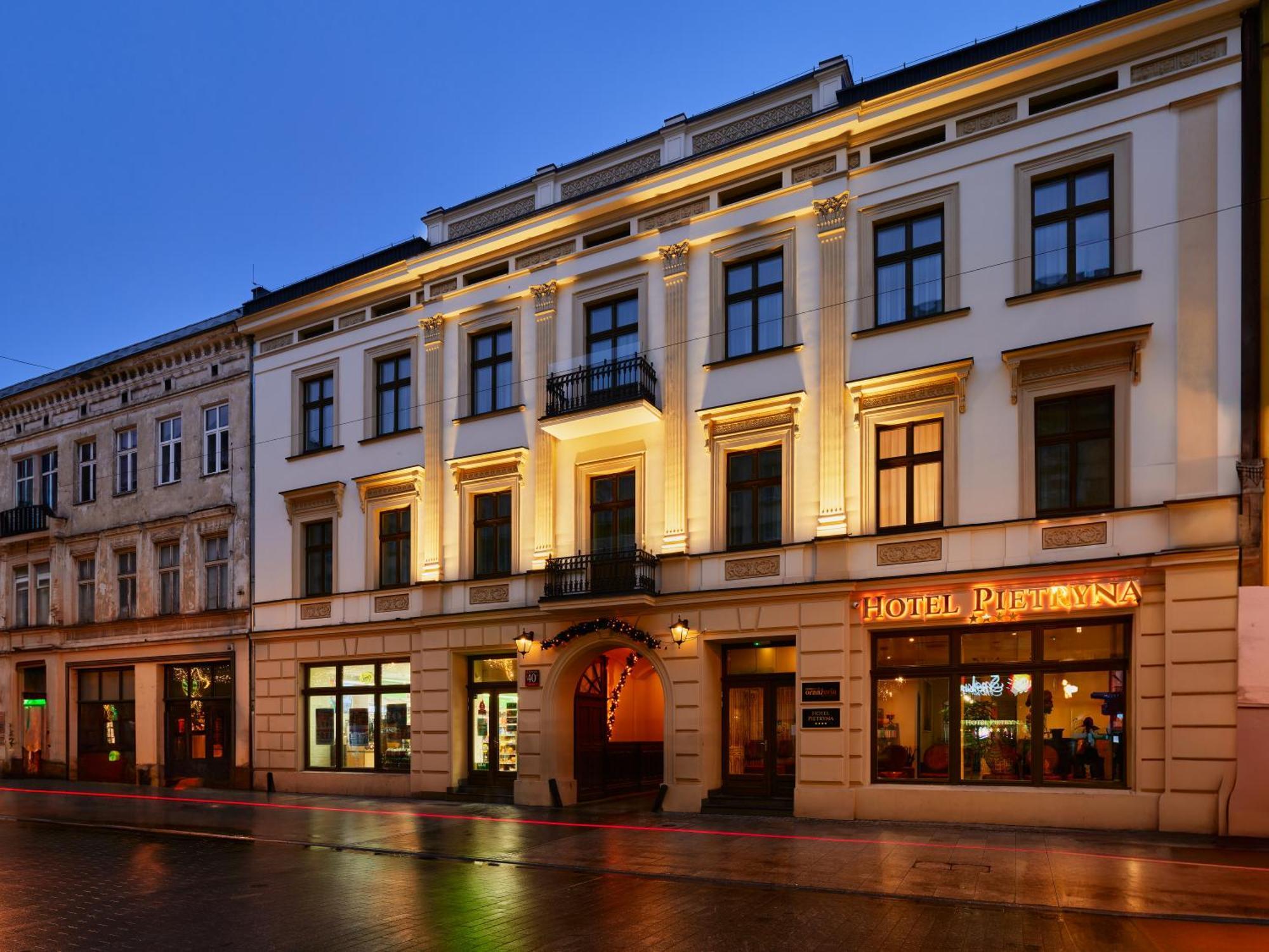 Hotel Pietryna Лодзь Экстерьер фото